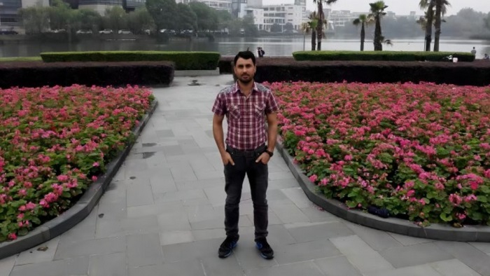 Riaz Ahmad���ͻ�˹̹����