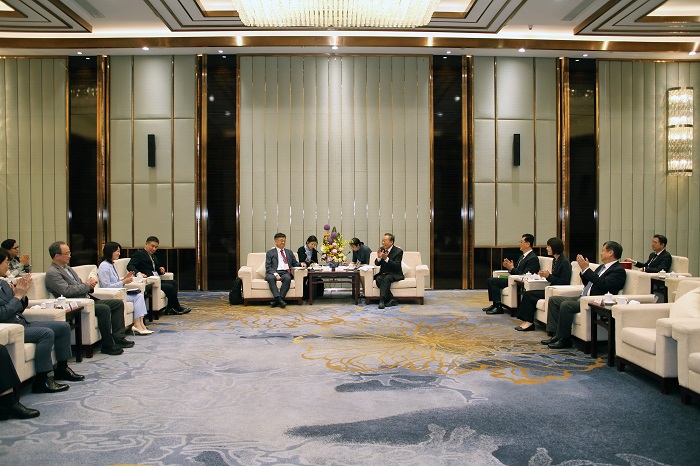 �����ֻ�����к�Ե�Ѻ�ʹ�ߡ�������һ��