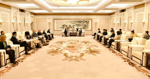 葛慧君会见南非西开普省政府代表团