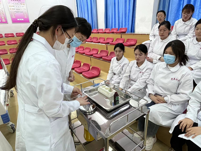 1714918735580599.png 图片1.png