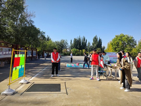 ������ѧ���࣬��������ͬ��