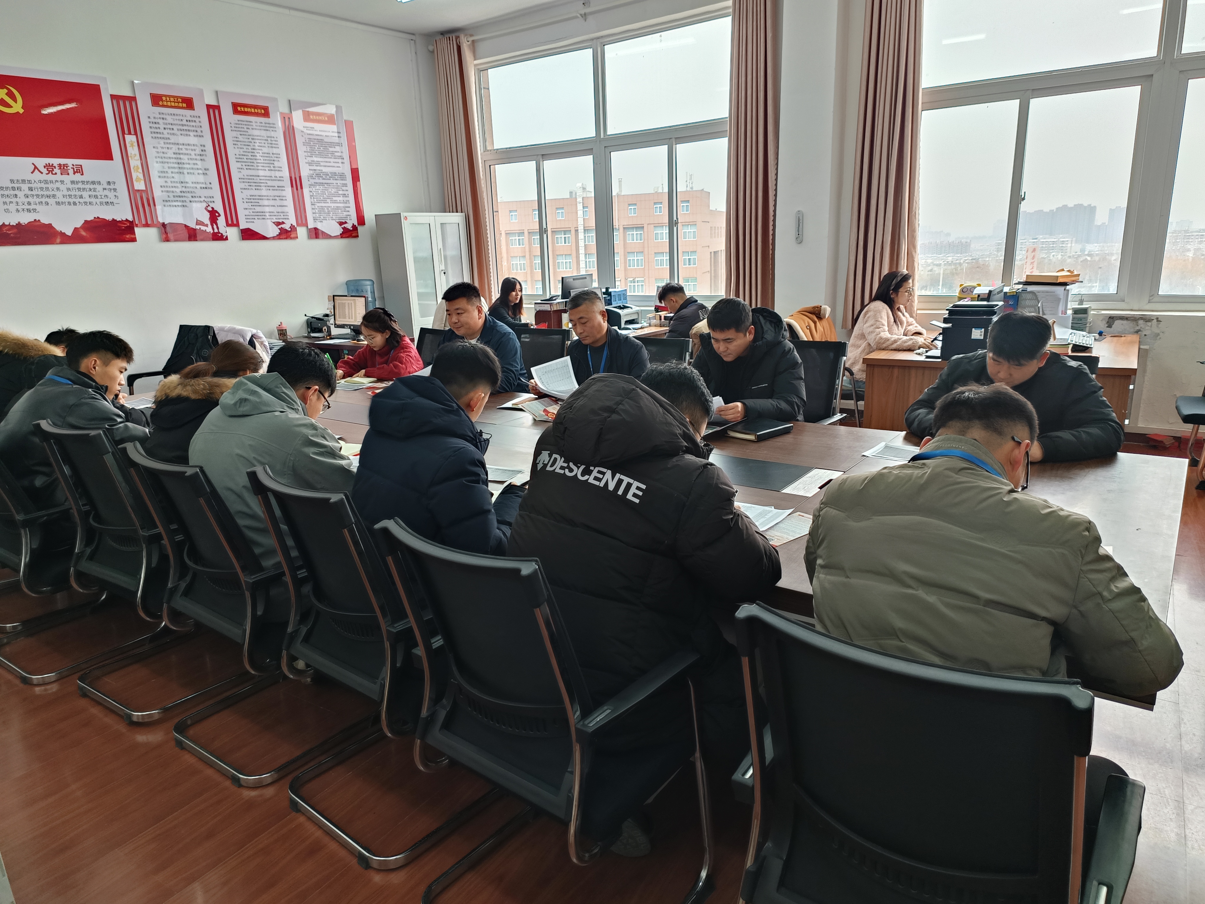 1735174184731840.jpg 1735174184731840.jpg