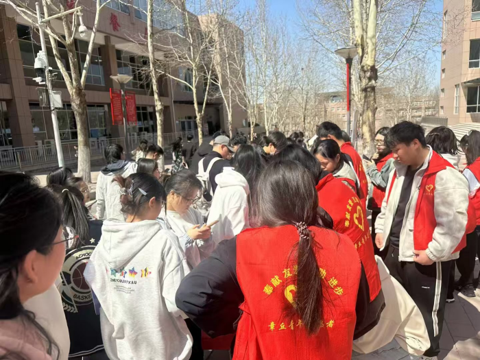 У��ί�ٰ조�����ж�������