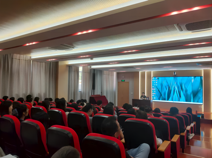 ����˼����ѧԺ��ʦ�����μӽ�ʦרҵ�ɳ���ѯ�� ���ס���Ժ�ǻۡ�