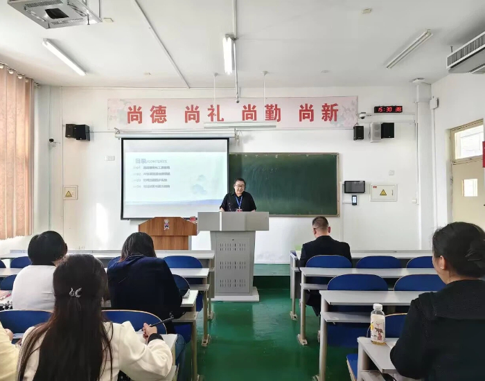 1759021631308429.jpg 科研照片.jpg