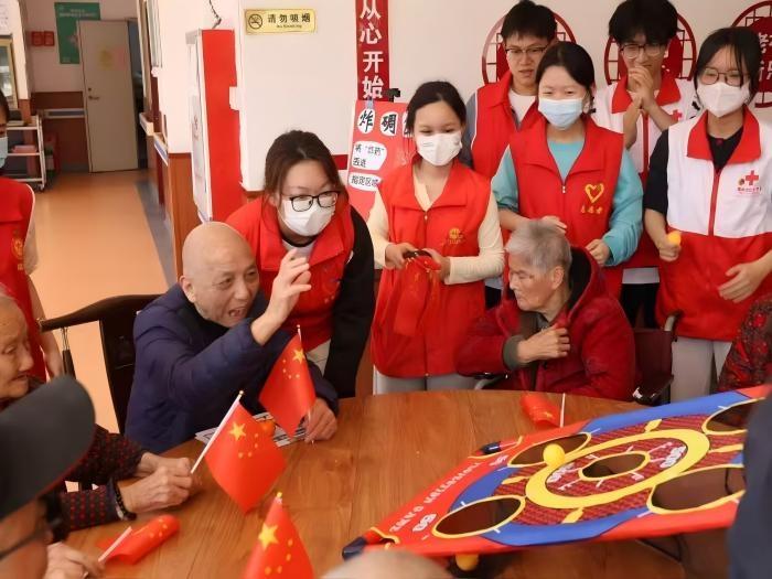 ����ɫ���䡤н���ഫ�� ��������˫����