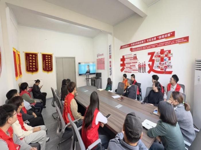 �ǻ����������� �ഺ������ʵ��