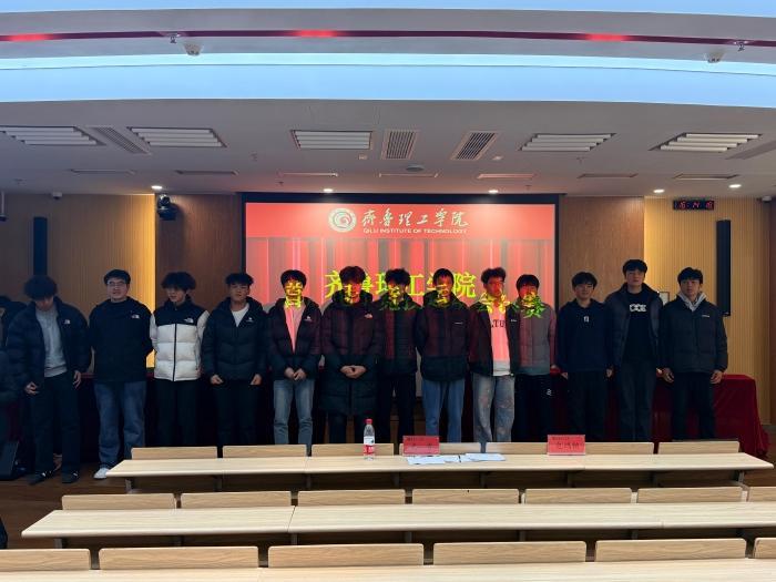 ���Ӿ����˶������Բ����Ļ