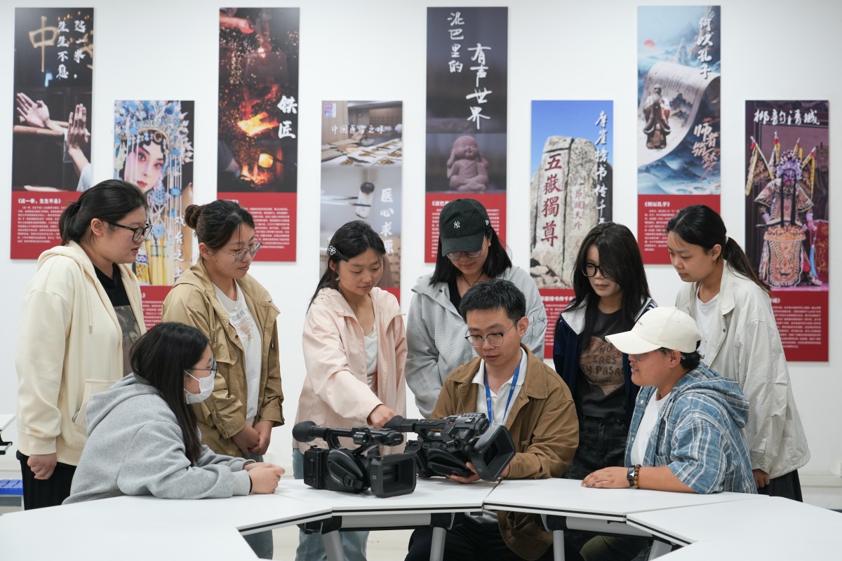 1781104702428346.jpg 讲好中国故事(山东)创新运作中心2.jpg