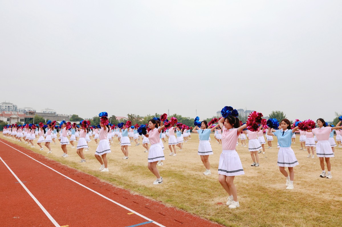 1790055842329633.jpg 10.5啦啦操 (10).JPG